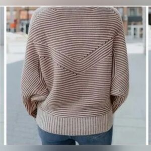 Diagonal Pattern Ribbed Pullover Sweater in Mocha